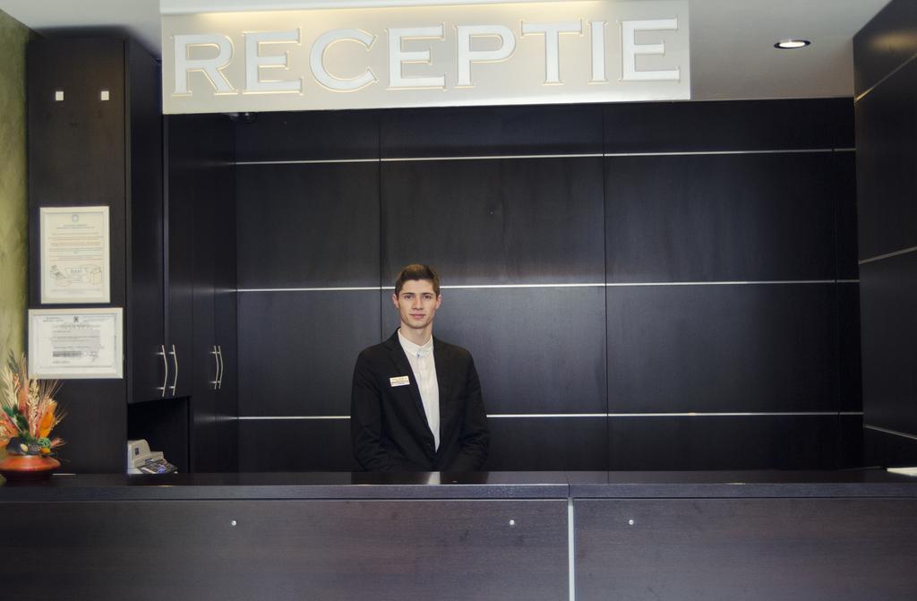 Hotel Ave Lux Négyfalu Kültér fotó